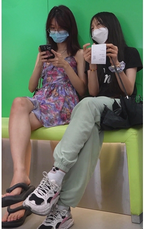连衣裙小姐姐