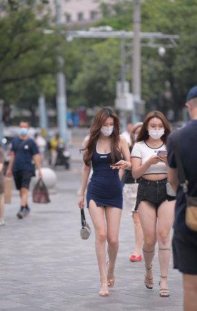 性感短裙美女