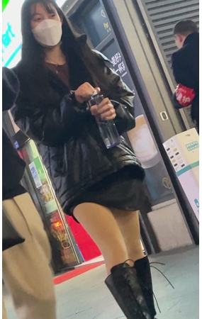 高靴肉丝美女