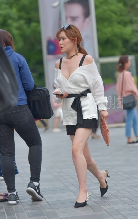 性感V领美腿-15P