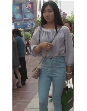 文静小清新美眉，温柔甜美，谁不想要这样一个女友 [2.69 GB]