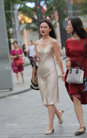 丝裙**