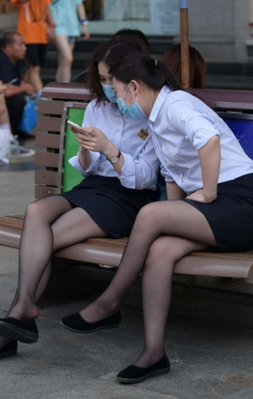 午休de两个黑丝职工3A1702[721M]