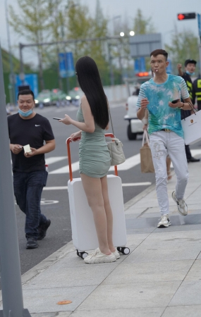 可人丝袜美眉
