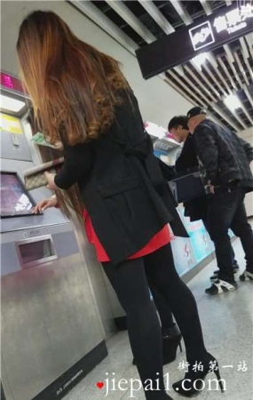 4k-极品长腿黑丝打底裤女神姐姐