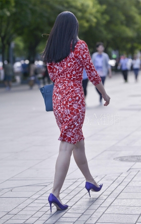 美腿高跟气质高雅美女-13P