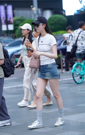 240604-19 33p