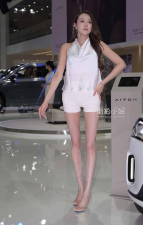 又长又细的腿