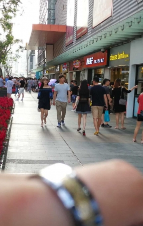 透明连衣短裙，裸腿，高跟（11）