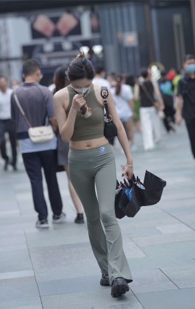 时尚运动装