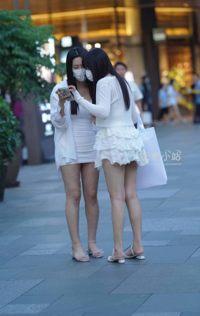 美腿姐妹