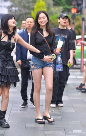 热裤拖鞋 23-05-25-43