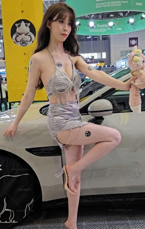 就是喜欢你的玉足15P视8min 7P