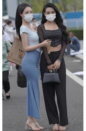 包臀裙美女(131P)