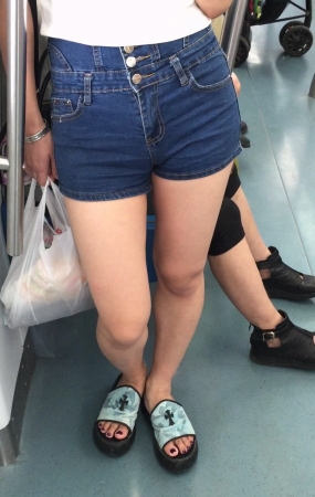 漂亮的MM