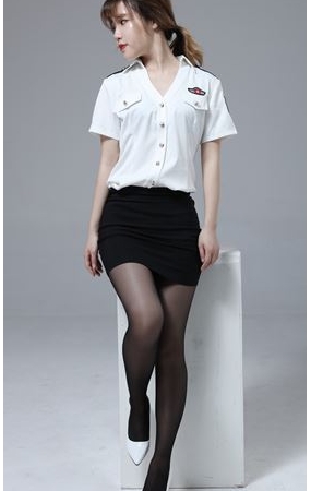 性感的黑丝美女(35P)