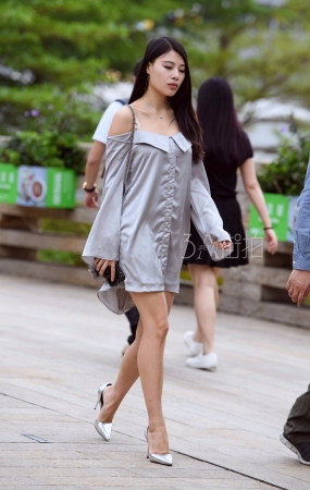性感的高跟大长腿美女-14P