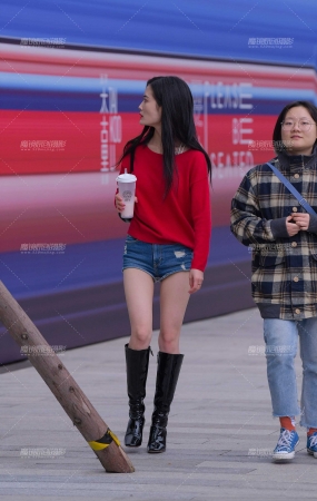 美腿热裤YY