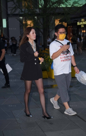 性感靓丽嘿丝女朋友