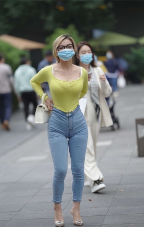 牛仔裤好身材