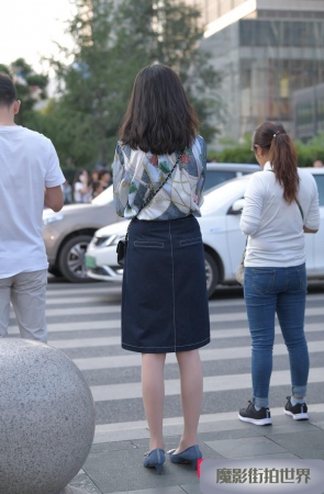 爱穿肉丝的贤妻3A1732[621M]