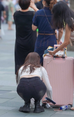 230712-5 80p