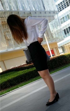 4K – 白衬衫包臀裙街拍肉丝袜前凸后翘美女