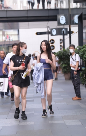 21725-2+153/白嫩清纯的热裤女孩