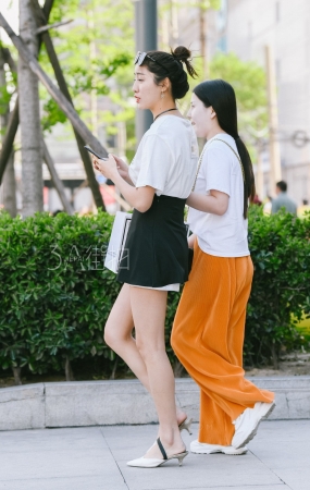 气质美腿高跟美女-13P