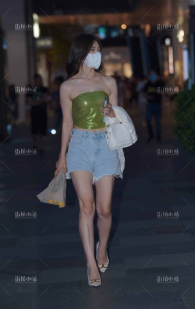 性感高跟大长腿美女