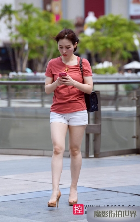 白皙的高跟大长腿美女3A3192[105M]