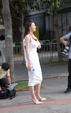 22425-13+114/低胸晚装裙美女
