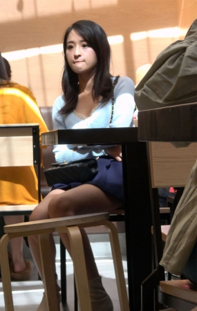 超短裙小美眉