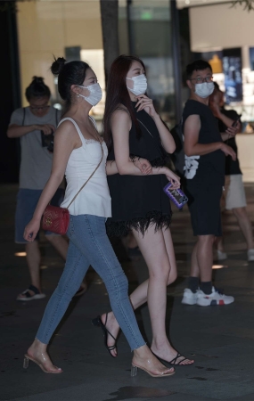 美腿闺蜜