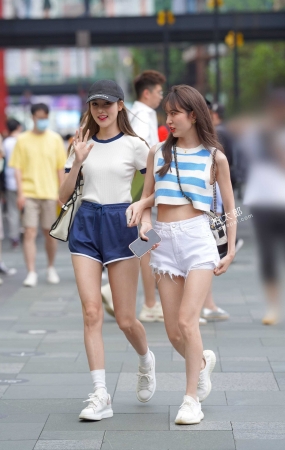210520-18 56p