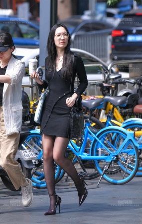 黑色长筒袜高跟鞋美女 2024-10-25-100P