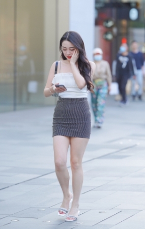 风韵的包臀裙