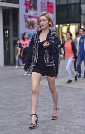 性感美女惊鸿艳影