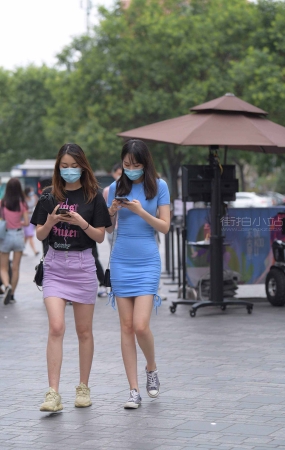 有气质的蓝色群小姐姐