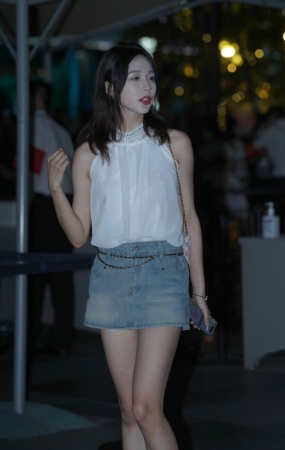 高挑精致靓丽 [104P-1.21GB]