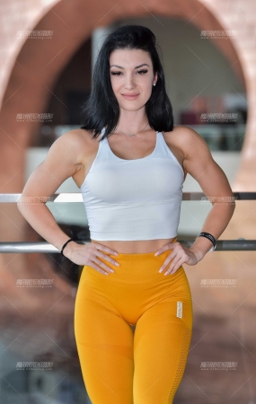 美丽的乌克兰女孩