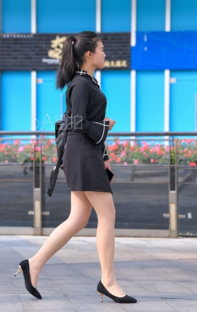 高跟美腿肉丝-13P