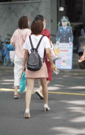 【丝工坊】2024.7.25等车