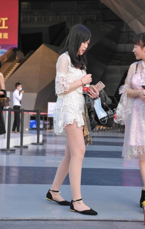 白裙肉丝平底鞋图片+视频 20-10-26-68P