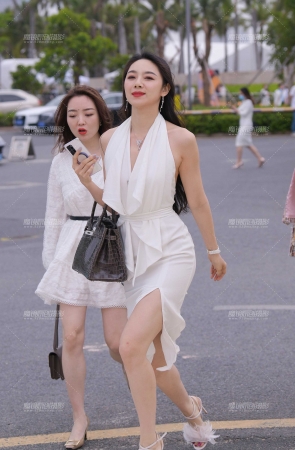 车展-诱惑制服 黑丝 美腿 美眉-13P
