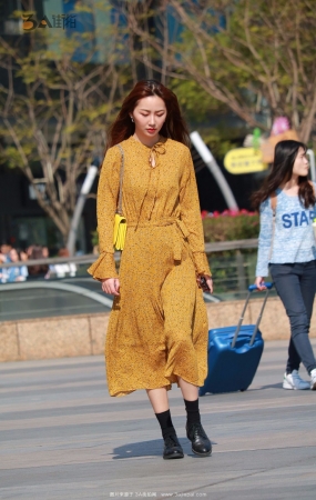 靓丽美女连体长裙-16P