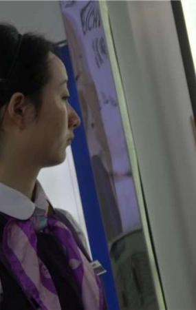 4K 街拍丝足制服美女 [3.13 GB]