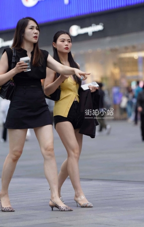 美腿姐妹闺蜜