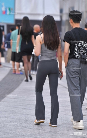 吊带紧身裤 23-04-15-54