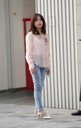 牛仔小妹